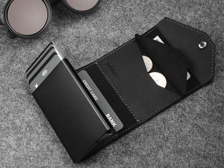 Portfel PORTER Go wykonany z woskowanej skóry Hunter czarny