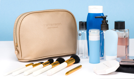 Kosmetyczka podróżna z eko skóry - Peterson, złota elegancja dla Ciebie