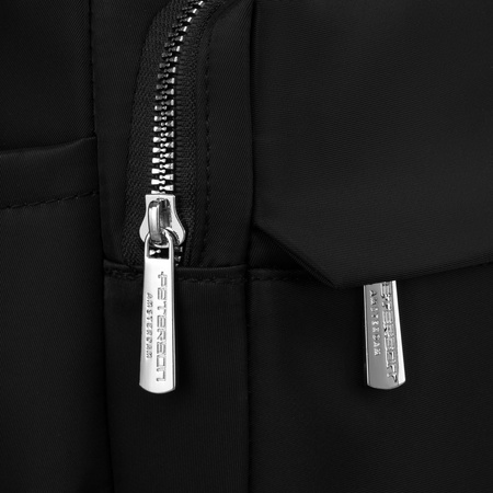 Elegancki plecak damski miejski w czarnym kolorze - Peterson