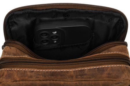 Listonoszka męska Peterson w brązowej skórze z regulowanym paskiem