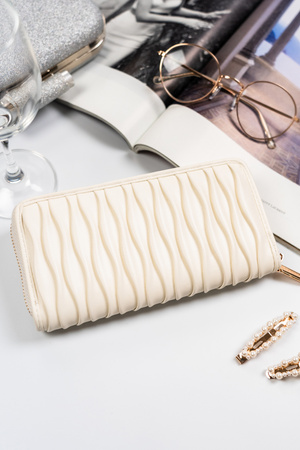 Portfel damski Rovicky w delikatnym różu z marszczoną skórą ekologiczną