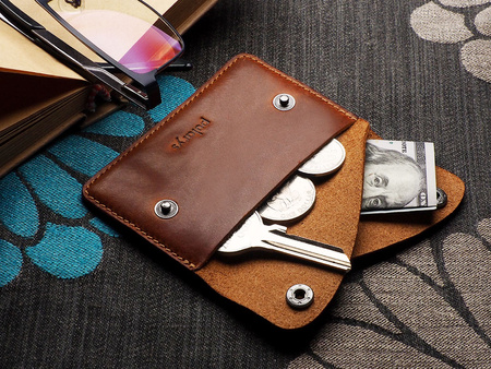 Portfel RETRO wykonany z roślinnie garbowanej skóry Nomad koniak