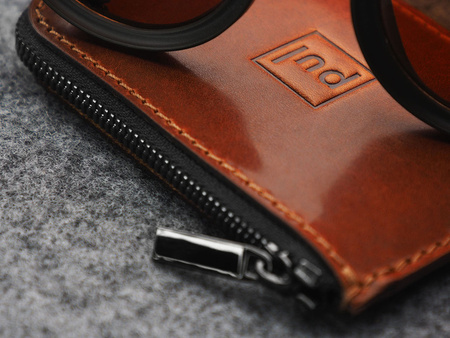 Portfel OLDTIMER SLIM  wykonany z roślinnie garbowanej skóry Nomad koniak