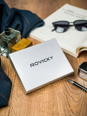 Kolorowy portfel męski pionowy z zapięciem, skóra naturalna RFID - Rovicky