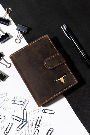 Portfel męski na karty i dokumenty z nubukowej skóry - Buffalo Wild