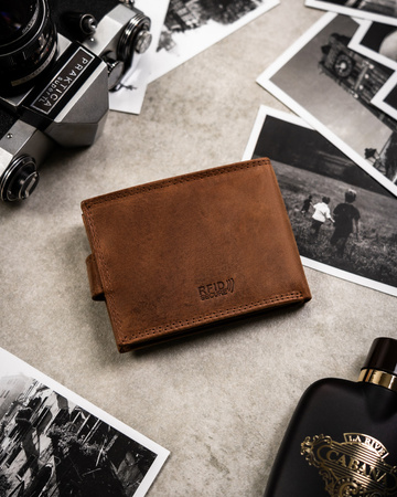 Zestaw prezentowy: mały, skórzany portfel męski i brelok - Peterson