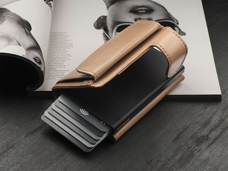 Portfel SOLO Max wykonany z miękkiej w dotyku skóry Italia beżowy