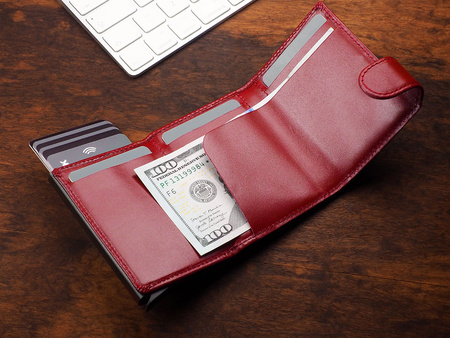 Portfel SOLO wykonany z miękkiej w dotyku skóry Italia czerwony