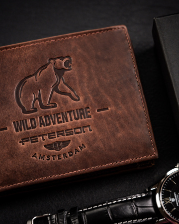 Portfel męski skórzany z tłoczeniem - elegancja i praktyczność Peterson