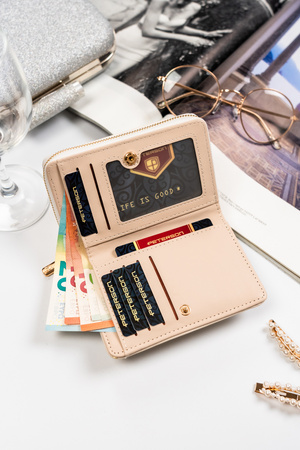 Pikowany, beżowy portfel damski ze skóry ekologicznej mieszczący dowód rejestracyjny - Peterson