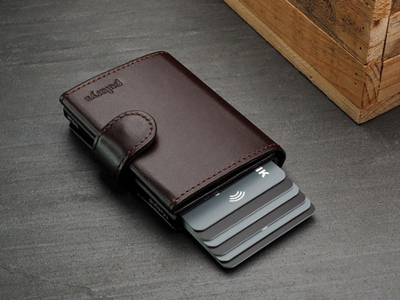 Portfel SOHO Zip wykonany z delikatnej, ekskluzywnej skóry Italia brązowy