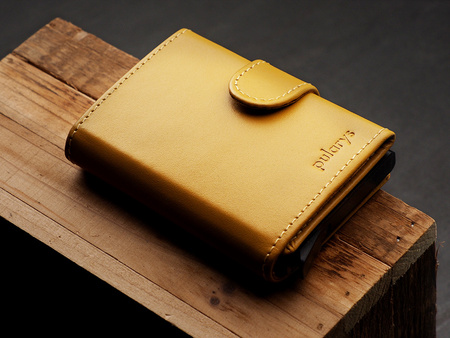 Portfel SOHO wykonany z delikatnej, ekskluzywnej skóry Italia żółty