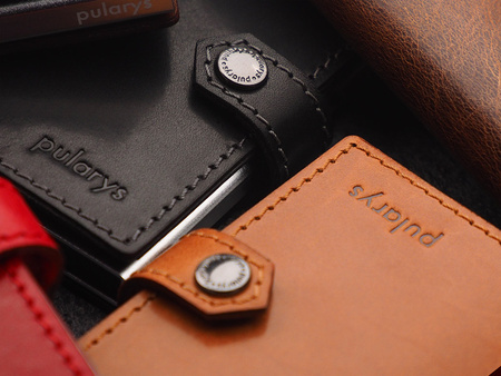 Portfel EASY WALLET wykonany z garbowanej skóry Nomad czarny