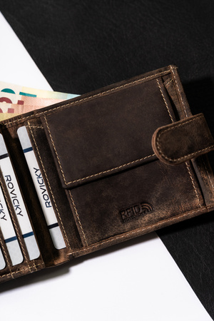 Duży skórzany portfel męski z zatrzaskiem - Buffalo Wild