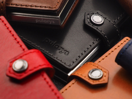 Portfel EASY WALLET wykonany z garbowanej skóry Nomad czarny