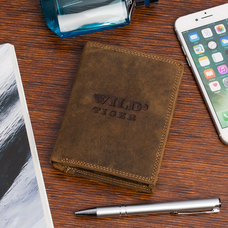 Portfel męski pionowy Wild Tiger RFID - ciemnobrązowy