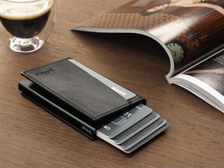 Portfel KANGOO wykonany z delikatnej skóry Italia czarny