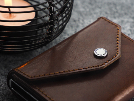 Portfel PORTER Go wykonany z roślinnie garbowanej skóry Nomad brązowy