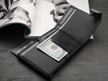 Portfel SOLO Max wykonany z miękkiej w dotyku skóry Italia czarny