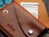 Portfel RETRO wykonany z roślinnie garbowanej skóry Nomad koniak
