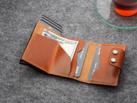 Portfel DOPPIO wykonany ze skóry Nomad koniak