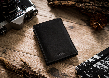 Portfel męski czarny ze skóry naturalnej - Peterson, pionowy, duży