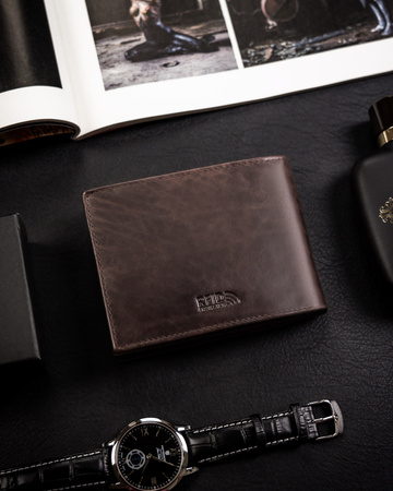 Portfel skórzany męski z tłoczeniem Peterson - duży, elegancki design