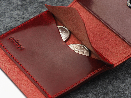 Portfel PORTER Go wykonany z roślinnie garbowanej skóry Nomad czerwony