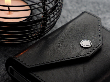 Portfel PORTER Go wykonany z roślinnie garbowanej skóry Nomad czarny