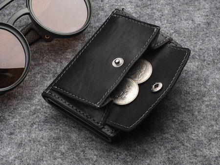 Portfel HIKER Max wykonany z roślinnie garbowanej skóry Nomad czarny