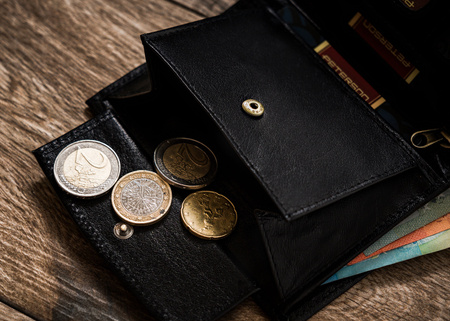 Portfel męski czarny ze skóry naturalnej - Peterson, pionowy, duży