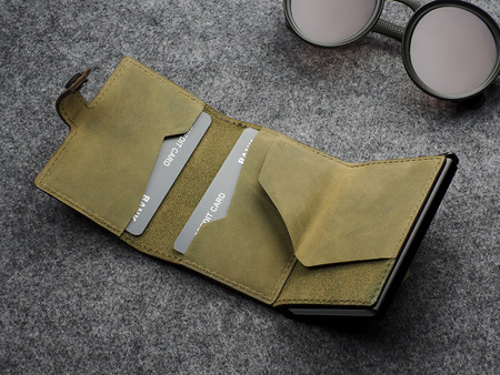 Portfel HIKER wykonany z polerowanej i woskowanej skóry Hunter oliwkowy