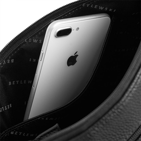 Nieduża torebka na ramię REESE czarny