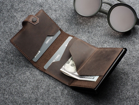 Portfel HIKER wykonany z polerowanej i woskowanej skóry Hunter brązowy