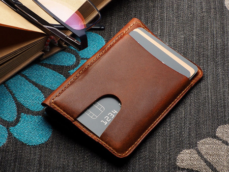 Portfel RETRO wykonany z roślinnie garbowanej skóry Nomad koniak