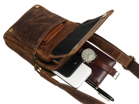 Listonoszka męska Peterson w brązowej skórze z regulowanym paskiem