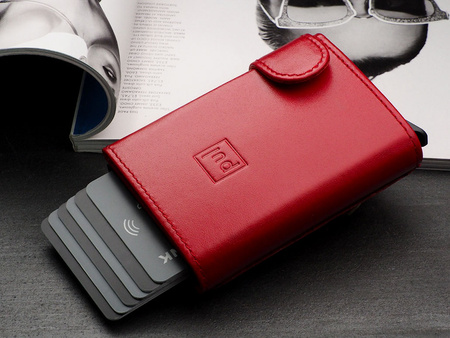 Portfel SOLO Max wykonany z miękkiej w dotyku skóry Italia czerwony