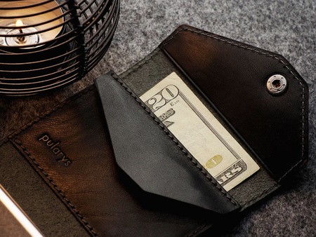 Portfel PORTER Go wykonany z roślinnie garbowanej skóry Nomad czarny