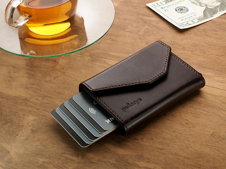 Portfel PORTER Go wykonany z miękkiej w dotyku skóry Italia brązowy