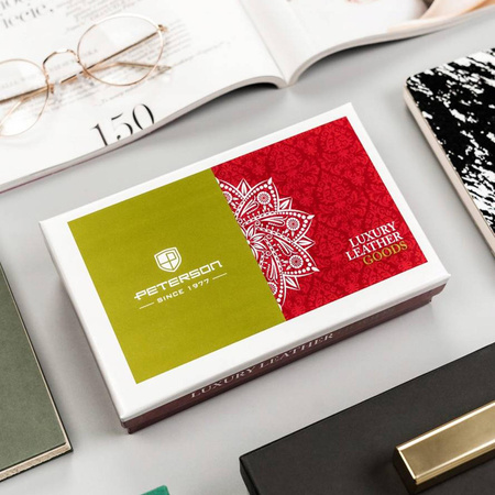 Portfel Peterson PTN 421028-BF