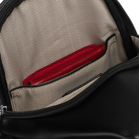 Saszetka damska crossbody Peterson z regulowanym paskiem, czarna eko skóra