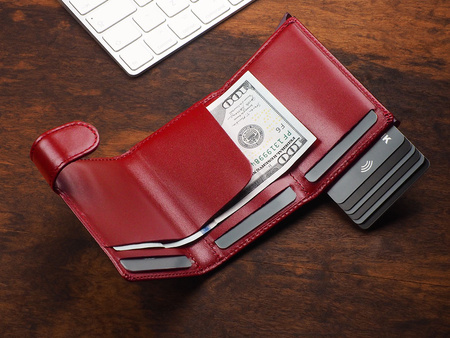 Portfel SOLO wykonany z miękkiej w dotyku skóry Italia czerwony