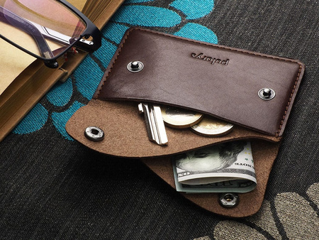 Portfel RETRO wykonany z roślinnie garbowanej skóry Nomad brązowy