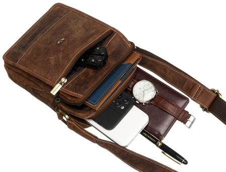 Listonoszka męska Peterson w brązowej skórze z regulowanym paskiem