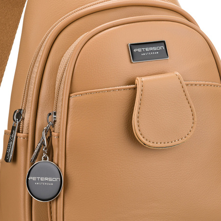 Saszetka damska crossbody w kolorze beżowym - ekologiczna skóra Peterson