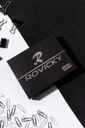 Portfel męski skórzany pionowy z ochroną RFID - Rovicky