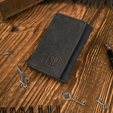 Skórzane etui na klucze vintage Paolo Peruzzi T-49-BL