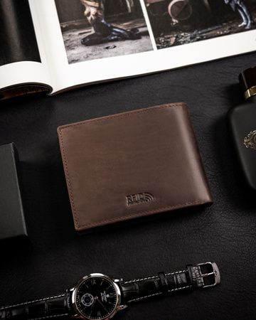 Portfel męski skórzany Peterson z tłoczeniem – wysoka jakość i styl