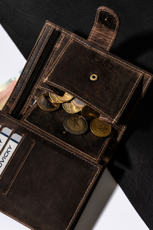 Duży portfel męski z bydlęcej skóry naturalnej - Buffalo Wild