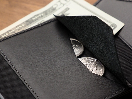 Portfel PORTER Go wykonany z miękkiej w dotyku skóry Italia czarny